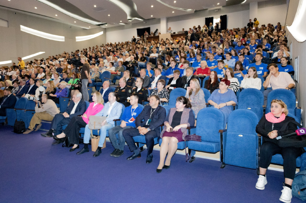 45 ЛЕТ ДИСКУССИИ “КЛАССИКА И МЫ”