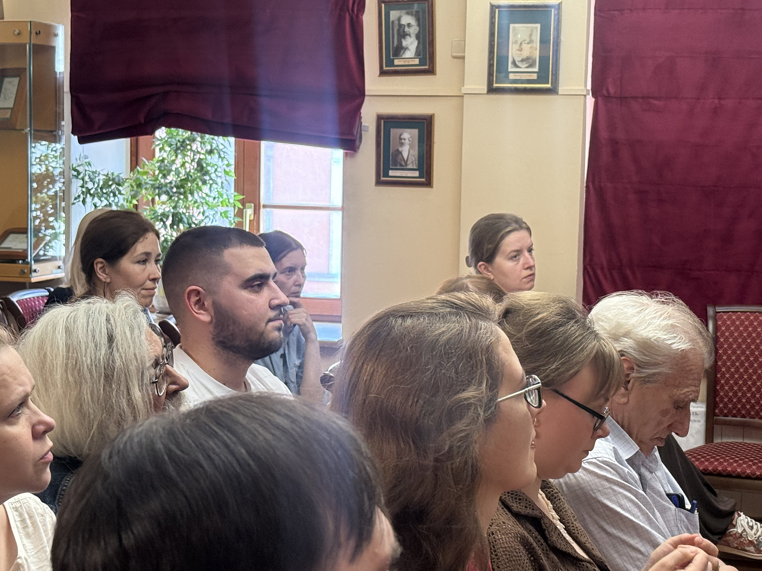 В Доме Лосева подвели итоги Круглого стола "От "Современника" к "Нашему современнику"